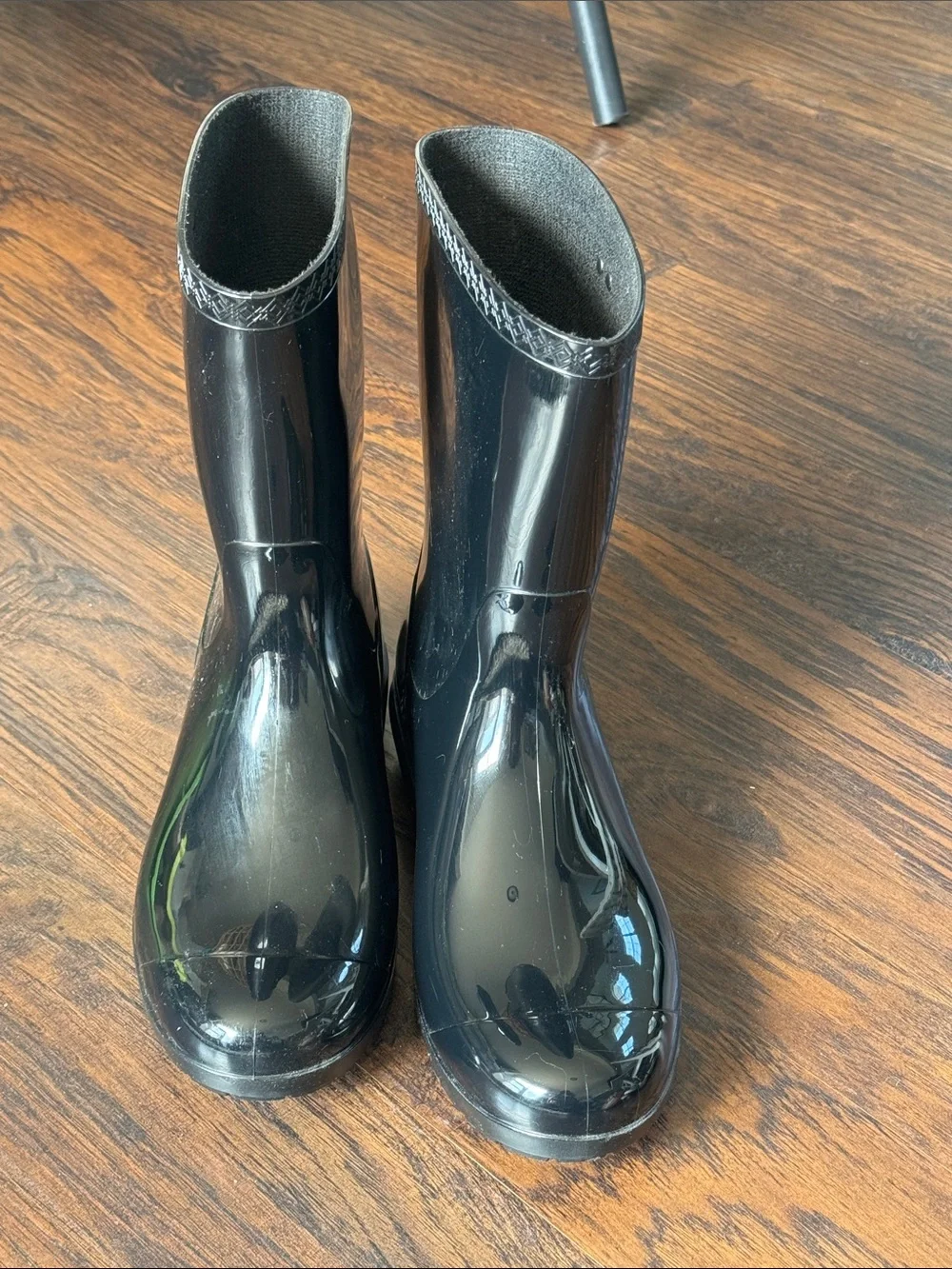 UGG Women's Black Glossy Rain Boots